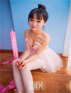 《亚洲精品久久久中文字幕痴女》
