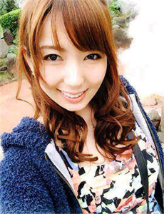 乾隆在马吃小燕子奶/伦理片 迅雷下载